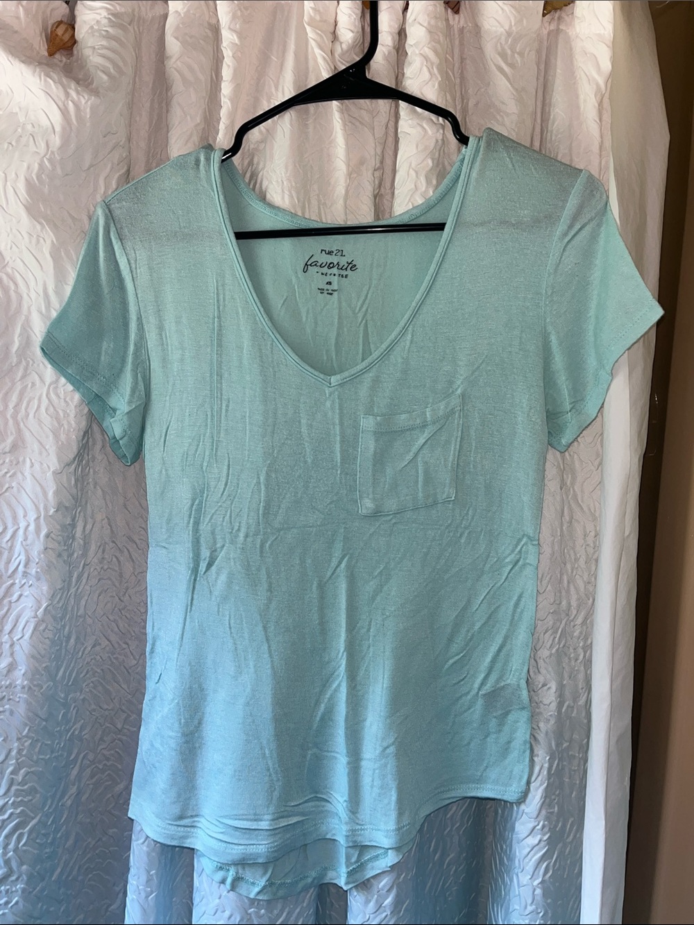 Rue21 Seafoam V-Neck Pocket Tee